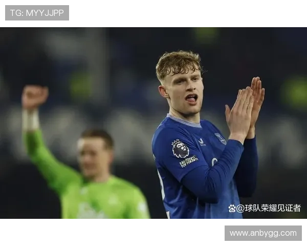 法兰克福瞄准英超后卫补强布朗